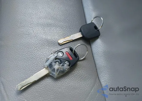 2011 Honda Pilot Ex-L from USA, damaged, VIN 5FNYF4H5XBB031690